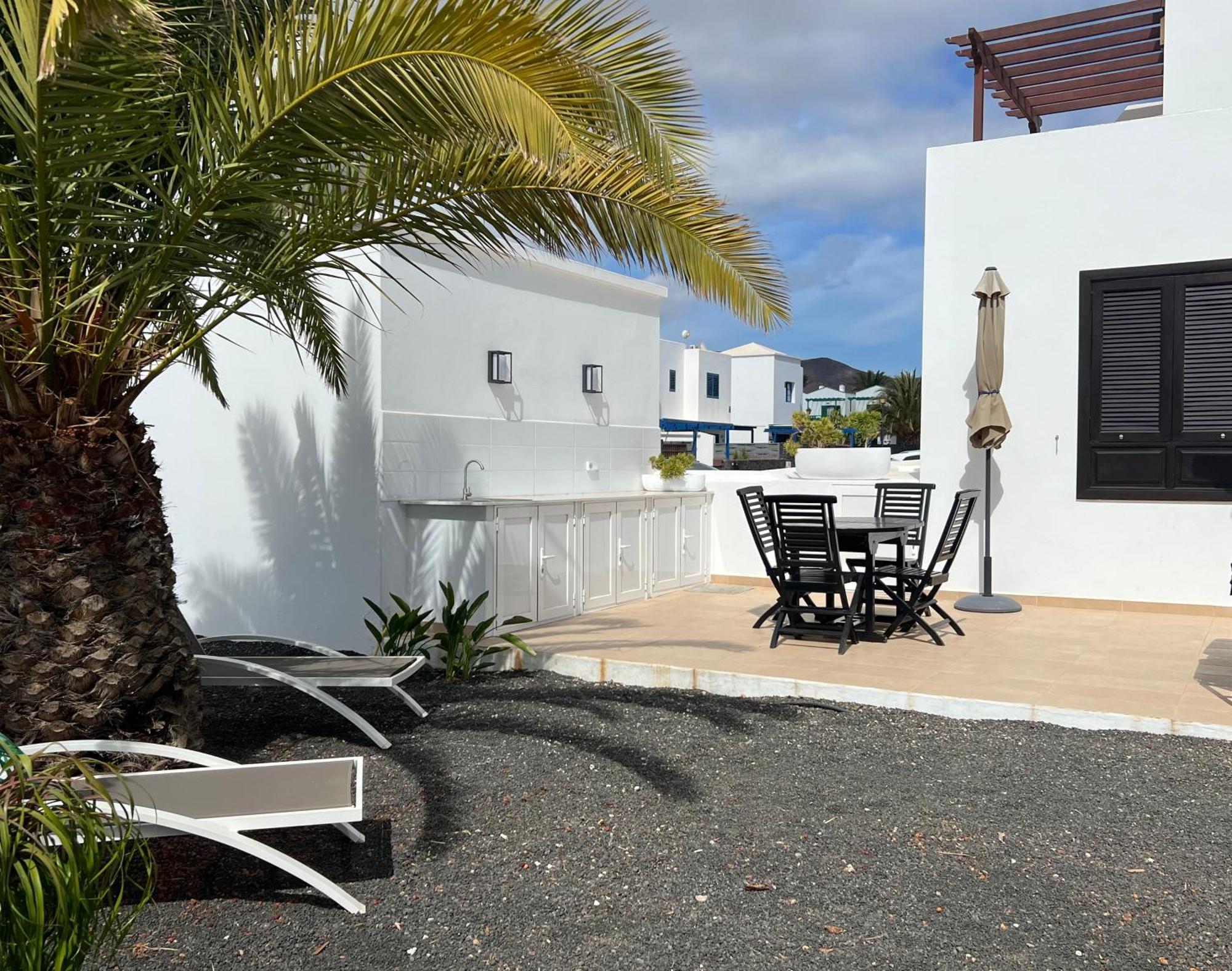 Lovely Casa Felicidad, Swimming Pool, Wifi X Private Garden プラヤ・ブランカ エクステリア 写真