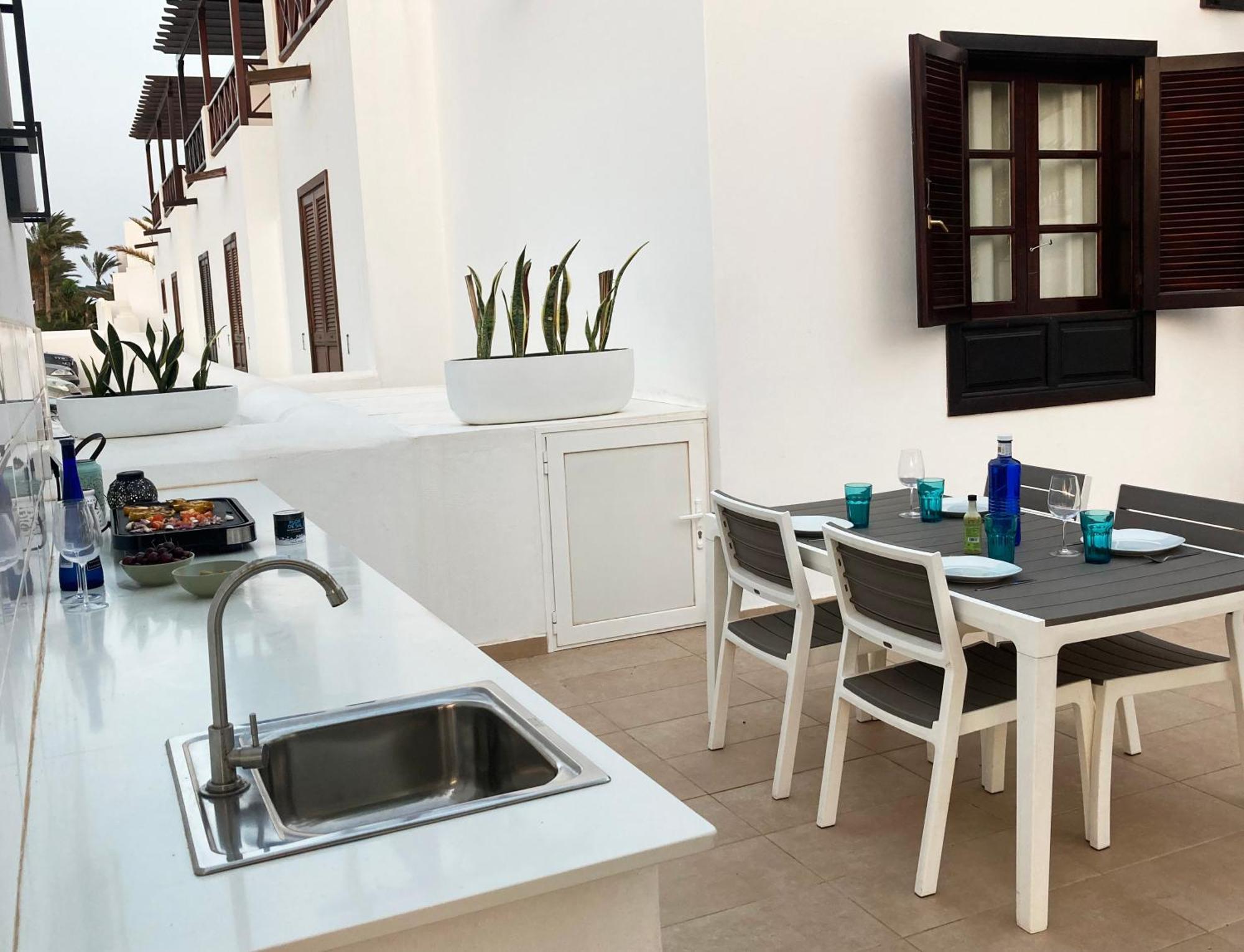 Lovely Casa Felicidad, Swimming Pool, Wifi X Private Garden プラヤ・ブランカ エクステリア 写真